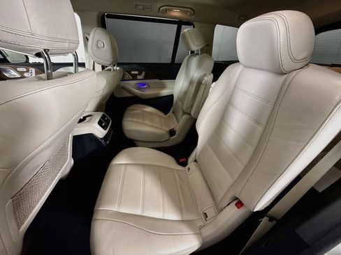 Used 2023 Mercedes-Benz GLS 450 4MATIC image 26