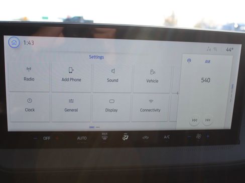 New 2025 Ford Maverick XL w/ Equipment Group 101A image 27