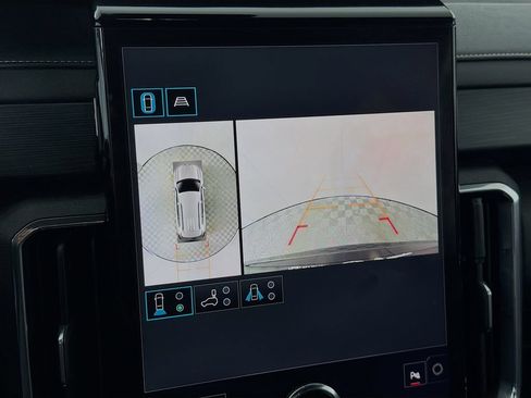 Used 2024 GMC Acadia Elevation FWD image 18