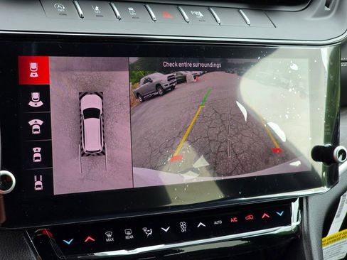 New 2026 Jeep Grand Cherokee Limited AWD/4WD image 8
