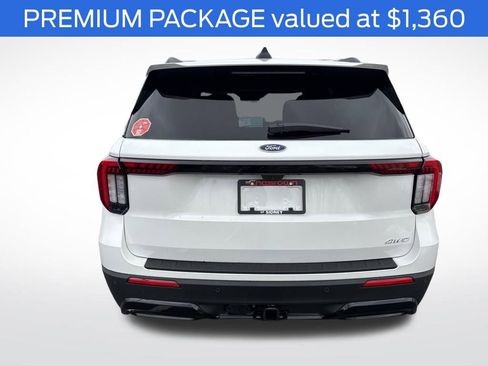 New 2026 Ford Explorer ST-Line w/ ST-Line Street Pack image 4