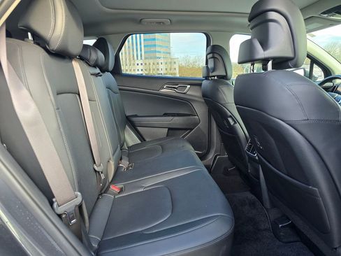 Certified 2024 Kia Sportage EX w/ EX Premium Package image 14