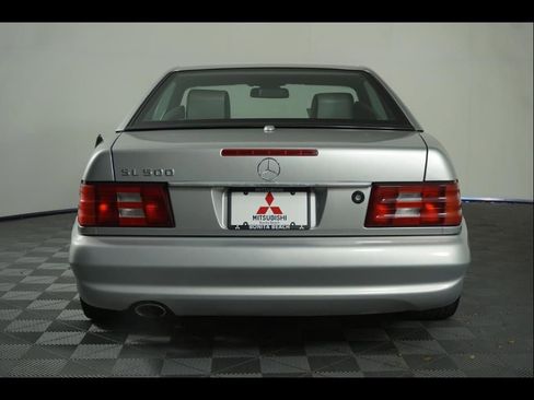 Used 2002 Mercedes-Benz SL 500 image 6