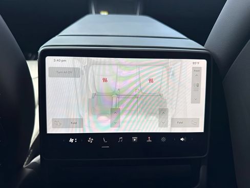 Used 2026 Tesla Model Y 2WD image 14