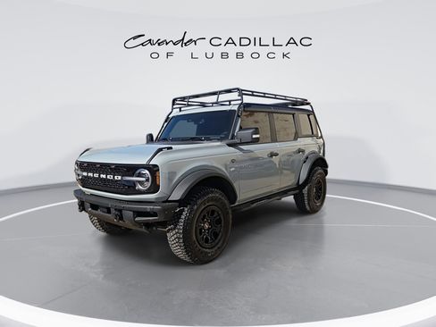 Used 2022 Ford Bronco Wildtrak image 5