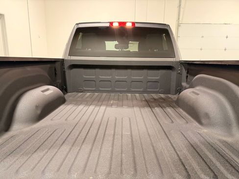 Used 2025 RAM 2500 Tradesman w/ Bed Convenience Group RWD image 10