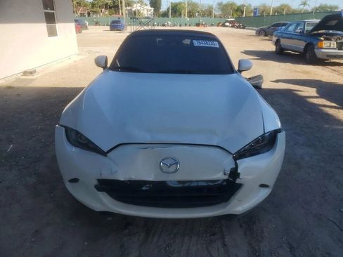 Used 2024 MAZDA MX-5 Miata Grand Touring w/ Weather Package RWD image 5