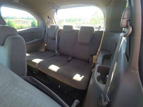 Used 2016 Honda Odyssey SE image 15