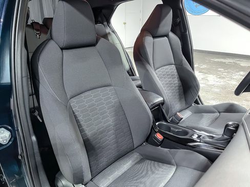 Used 2021 Toyota Corolla SE image 16