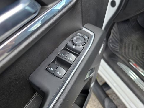 Used 2024 Chevrolet Silverado 1500 RST AWD/4WD image 15