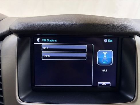 Used 2018 GMC Yukon XL Denali image 49