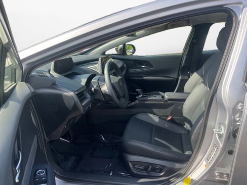 Used 2026 Toyota Prius XLE FWD image 11