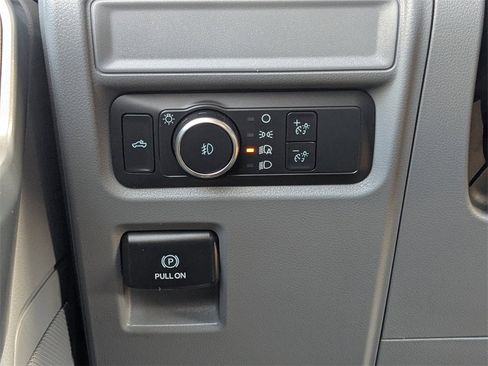 Used 2022 Ford F150 XLT image 21