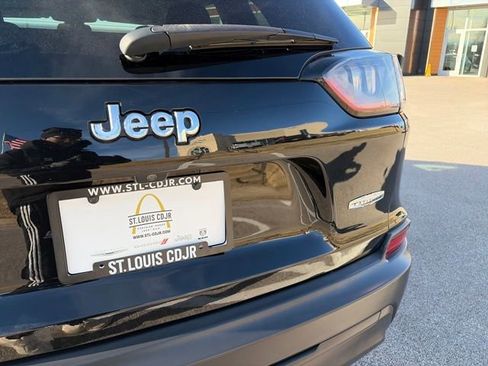 Used 2020 Jeep Cherokee Latitude image 38