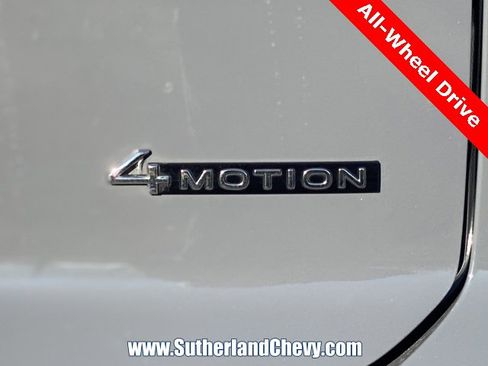 Used 2023 Volkswagen Atlas Cross Sport SEL Premium R-Line image 13