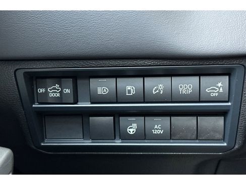 New 2025 Toyota Tundra Limited image 29