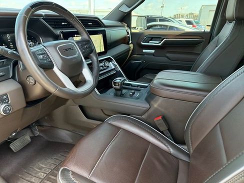 Used 2024 GMC Sierra 1500 Denali AWD/4WD image 19