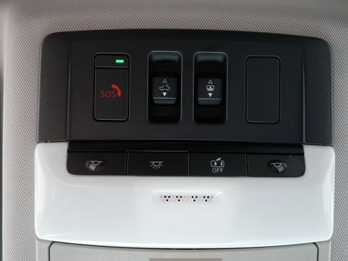 Certified 2023 Nissan Rogue SL AWD/4WD image 32