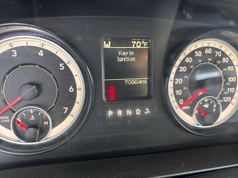 Used 2017 RAM 1500 Classic SLT AWD/4WD image 21