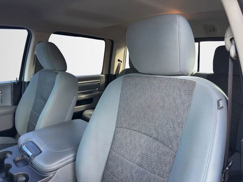 Used 2019 RAM 1500 Big Horn image 13