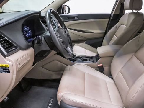 Used 2017 Hyundai Tucson SE Plus FWD image 9