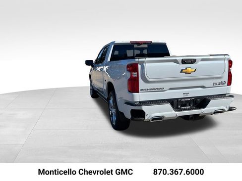 New 2026 Chevrolet Silverado 1500 High Country AWD/4WD image 6
