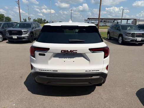 New 2027 GMC Terrain Elevation w/ Elevation Premium Package AWD/4WD image 5