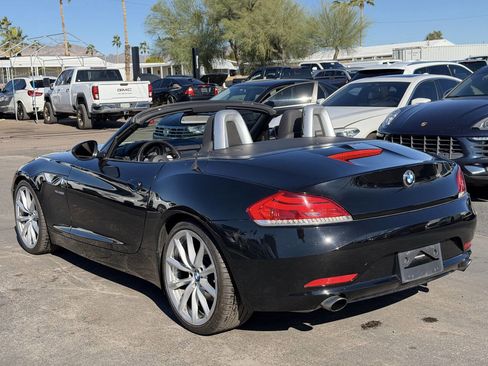 Used 2009 BMW Z4 sDrive35i image 10