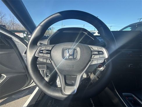 Used 2019 Honda Accord Sport image 14