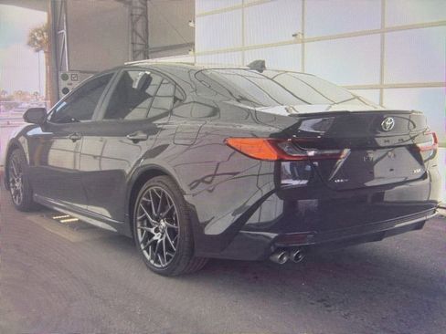 Used 2025 Toyota Camry XSE FWD image 3