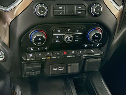 Used 2023 Chevrolet Silverado 3500 High Country w/ Safety Package II AWD/4WD image 10