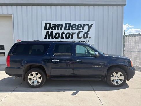 Used 2008 GMC Yukon XL SLT w/ SLT Preferred Equipment Group AWD/4WD image 18