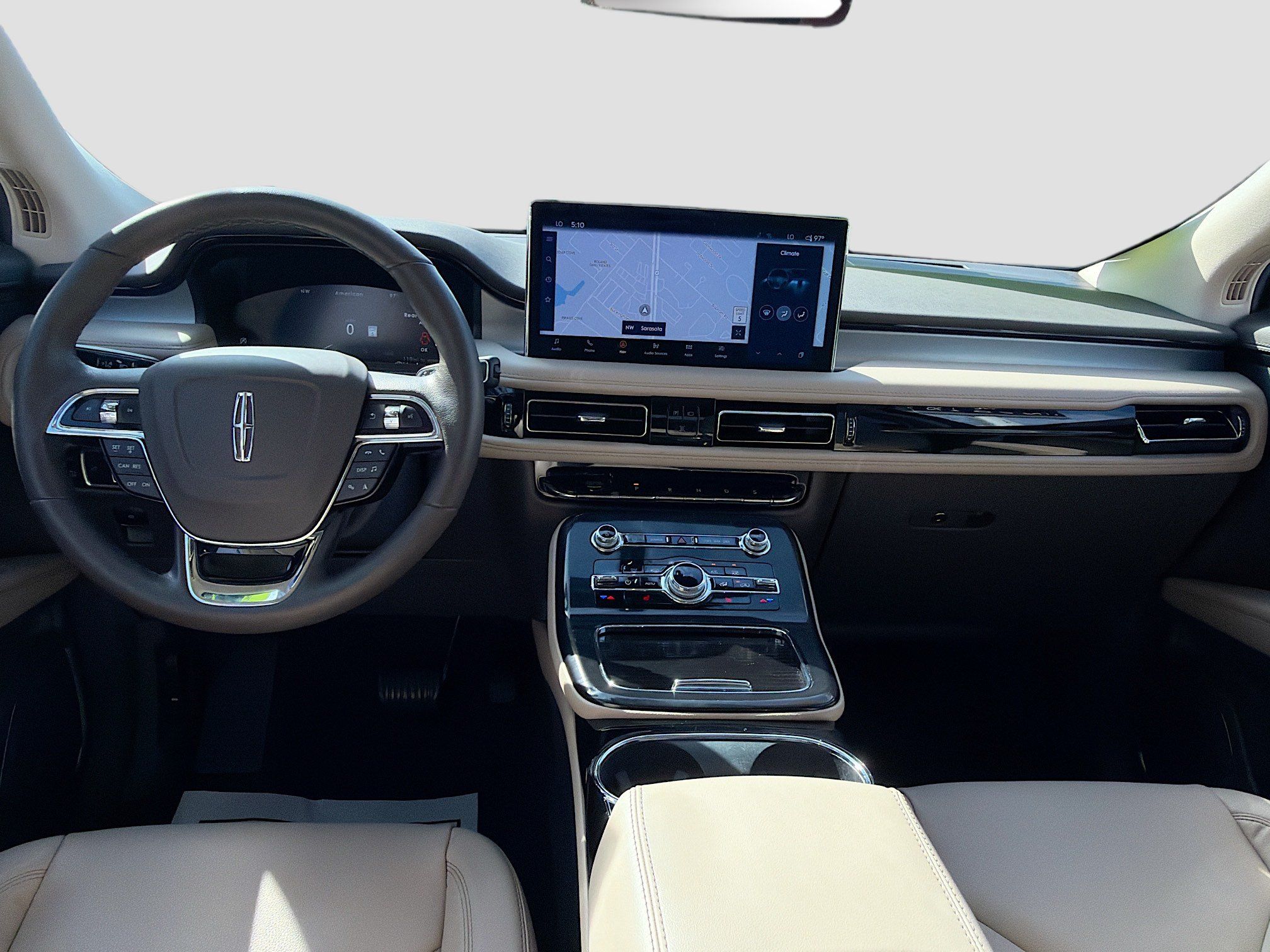 Used 2023 Lincoln Nautilus FWD w/ Premium Package image 22