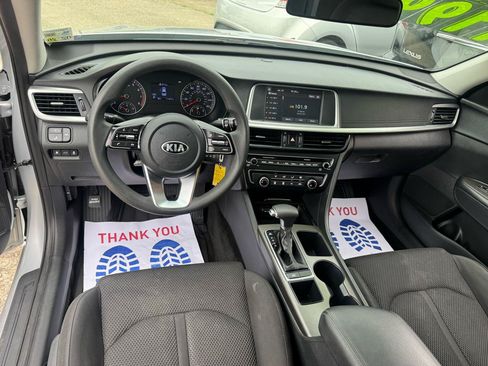 Used 2020 Kia Optima LX FWD image 9