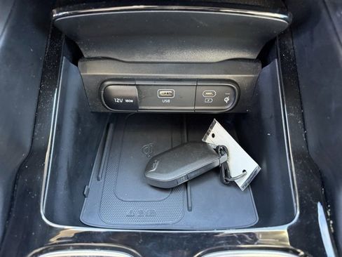 Used 2023 Kia Telluride S w/ S Sunroof Package image 19