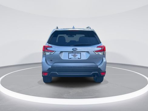 Used 2020 Subaru Forester Limited w/ Popular Package #3 AWD/4WD image 6