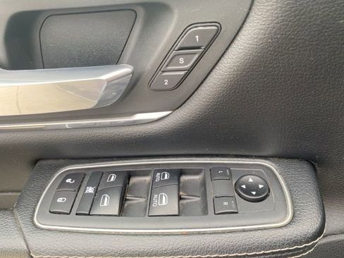 Used 2020 RAM 1500 Laramie AWD/4WD image 28