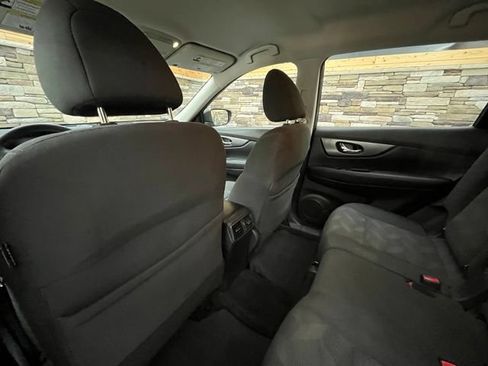 Used 2016 Nissan Rogue S AWD/4WD image 28