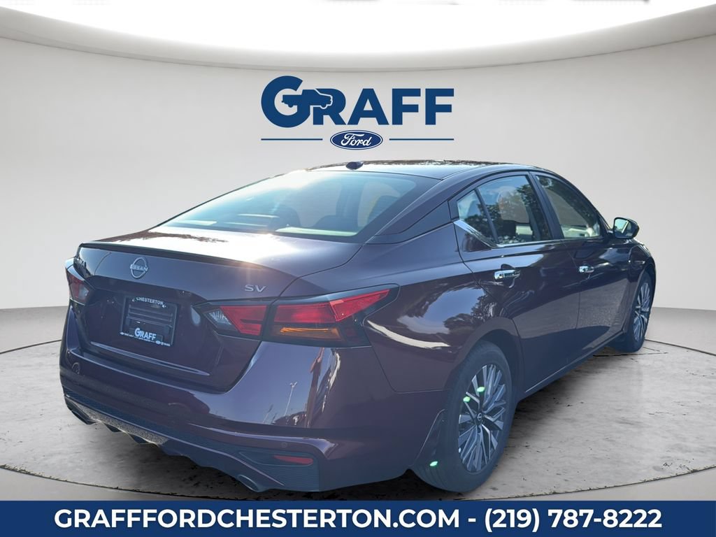 Used 2024 Nissan Altima 2.5 SV w/ SV Premium Package FWD image 7
