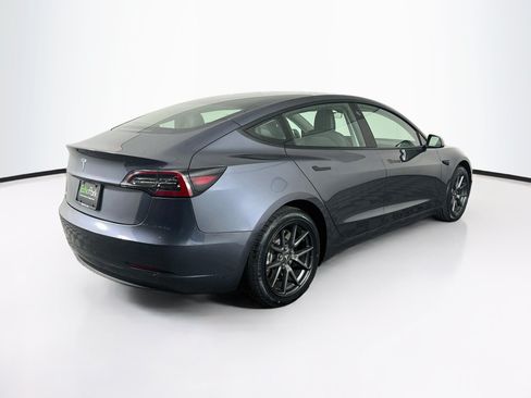 Used 2023 Tesla Model 3 Standard Range RWD image 9