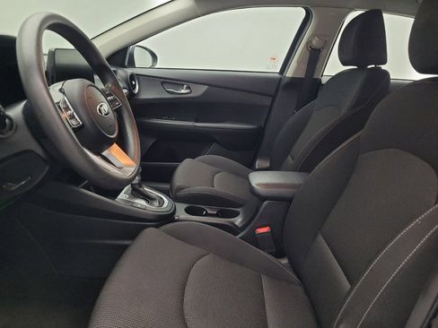 Used 2021 Kia Forte LXS FWD image 17