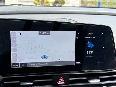 Used 2023 Hyundai Elantra SEL w/ Convenience Package FWD image 15