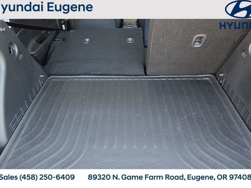 Used 2025 Hyundai Kona SE image 17