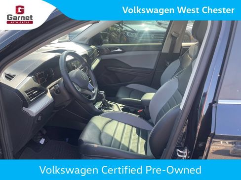 Used 2022 Volkswagen Taos SEL w/ Panoramic Sunroof Package AWD/4WD image 10