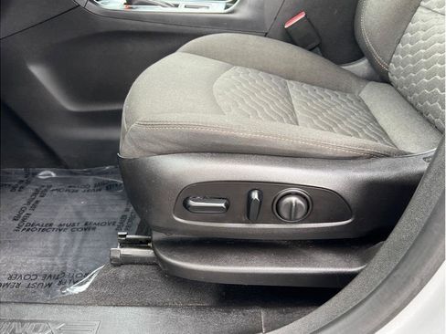 Used 2019 Chevrolet Equinox LT image 6