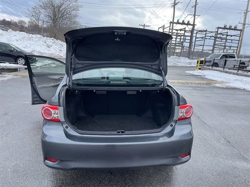 Used 2013 Toyota Corolla L image 13