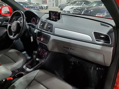 Used 2018 Audi Q3 2.0T Premium FWD image 15