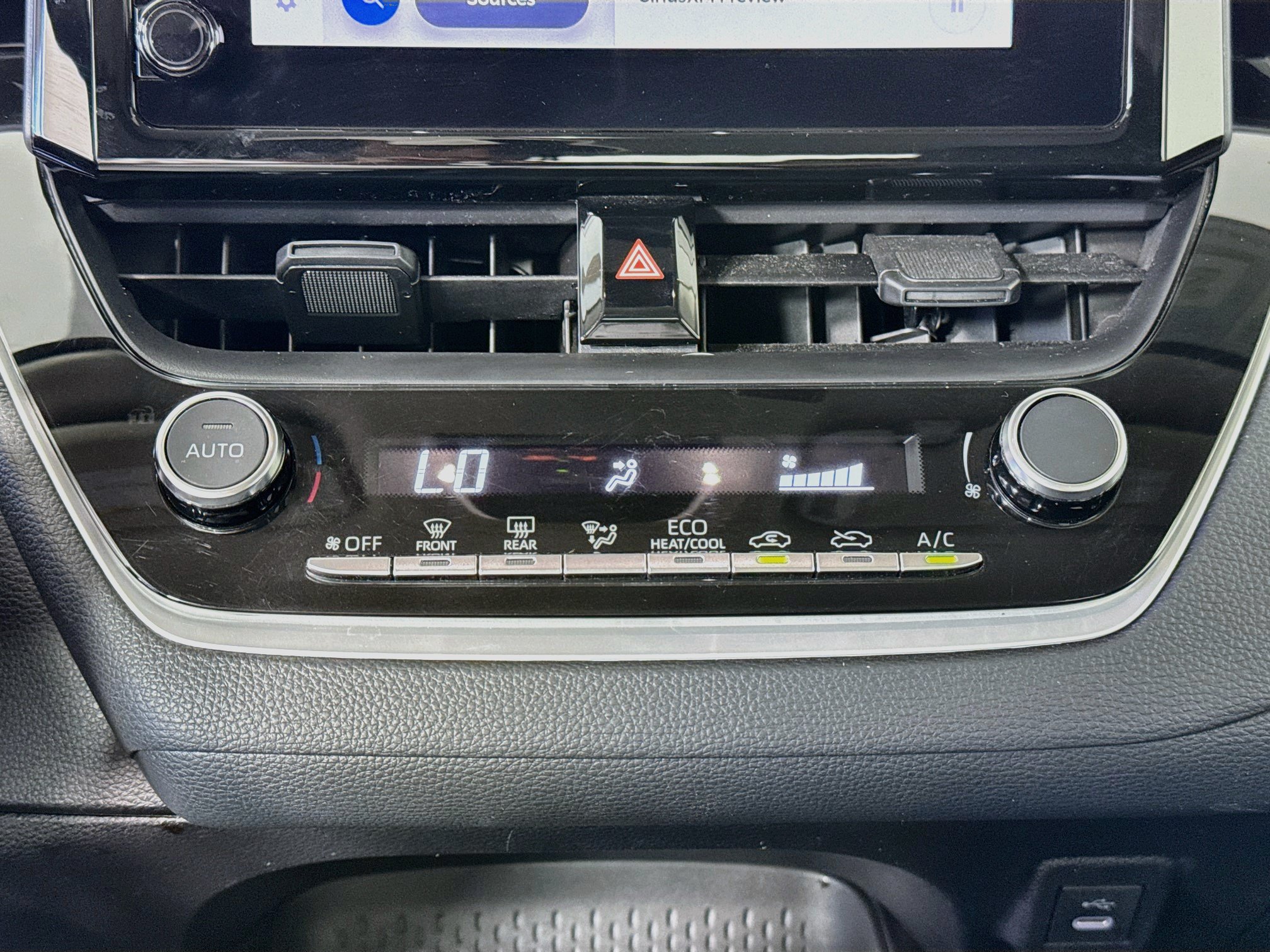 Certified 2025 Toyota Corolla LE FWD image 15