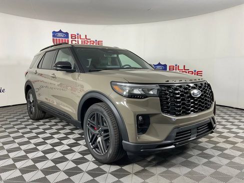 New 2026 Ford Explorer ST-Line RWD image 1
