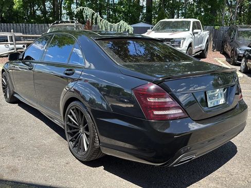 Used 2011 Mercedes-Benz S 550 4MATIC image 7